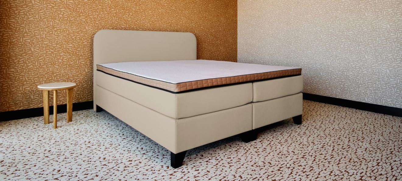 Hotelboxspring Essential met Topper Comfort 160 x 200 cm