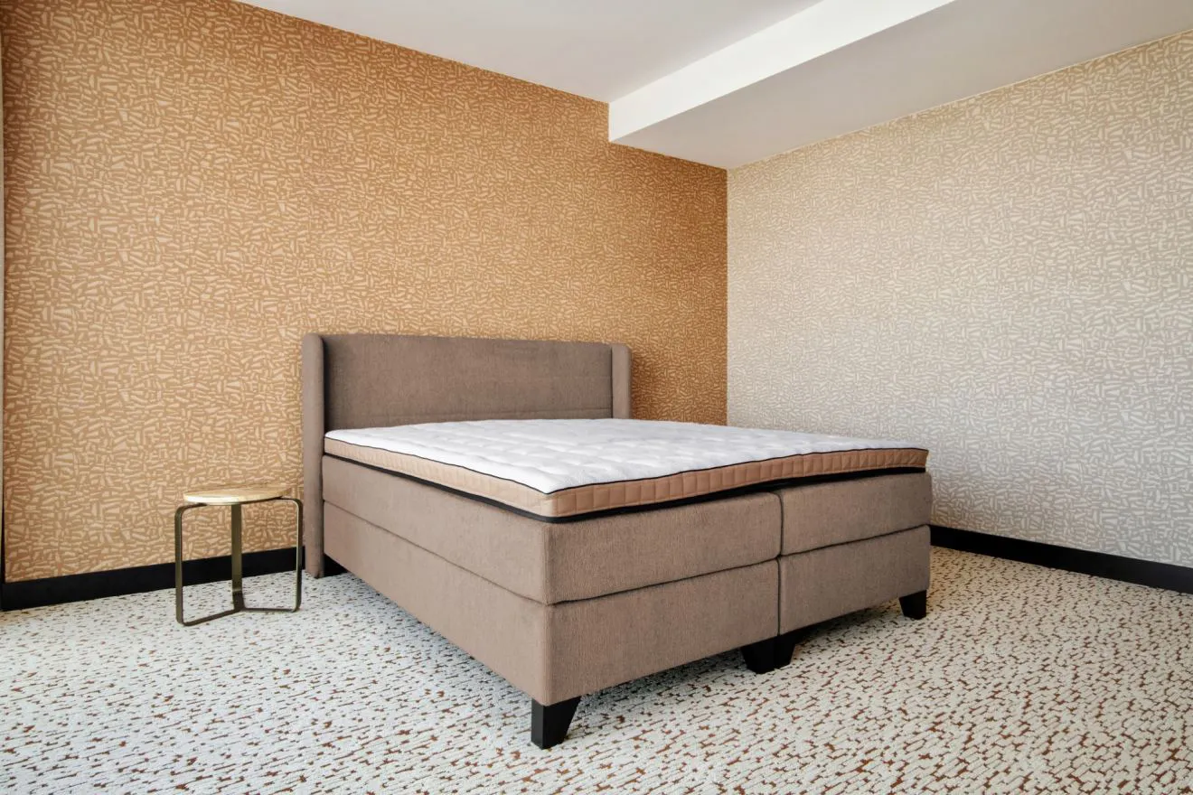 Hotelboxspring Grand Suite met Topper Luxury