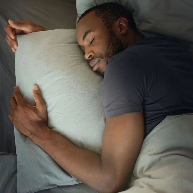 Zo kun jij stoppen met snurken tijdens het slapen!