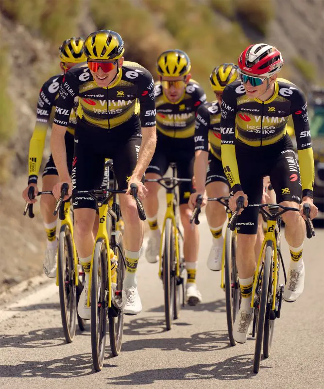 M line ook in 2024 Official Sleep Partner van Team Visma | Lease a Bike