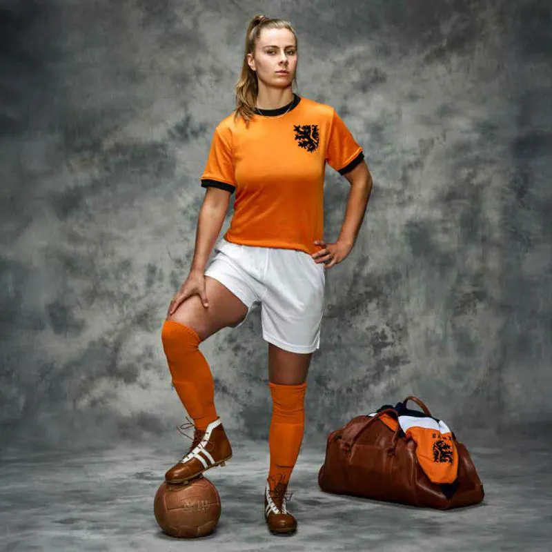 KNVB laat niets aan het toeval over tijdens EK. Spelers slapen op eigen M line matrassen.