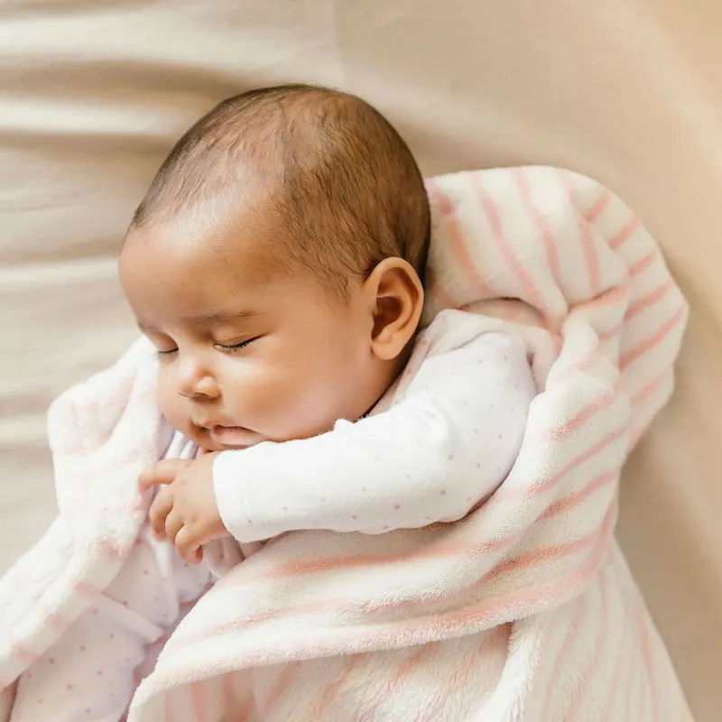 Het belang van een slaapschema voor baby’s